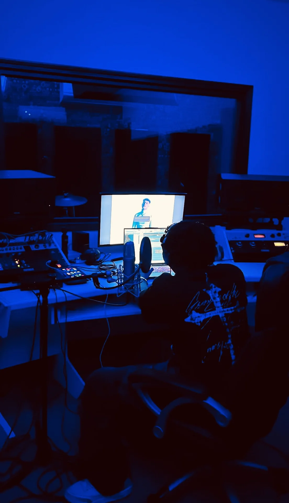 KEYZTON en el estudio